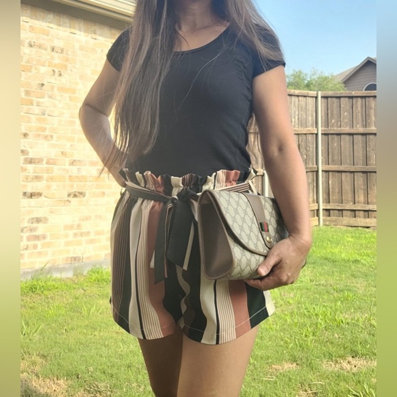 Vintage GUCCI Clutch - Picture 3 of 16